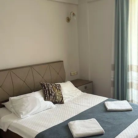 Danlin Hotel